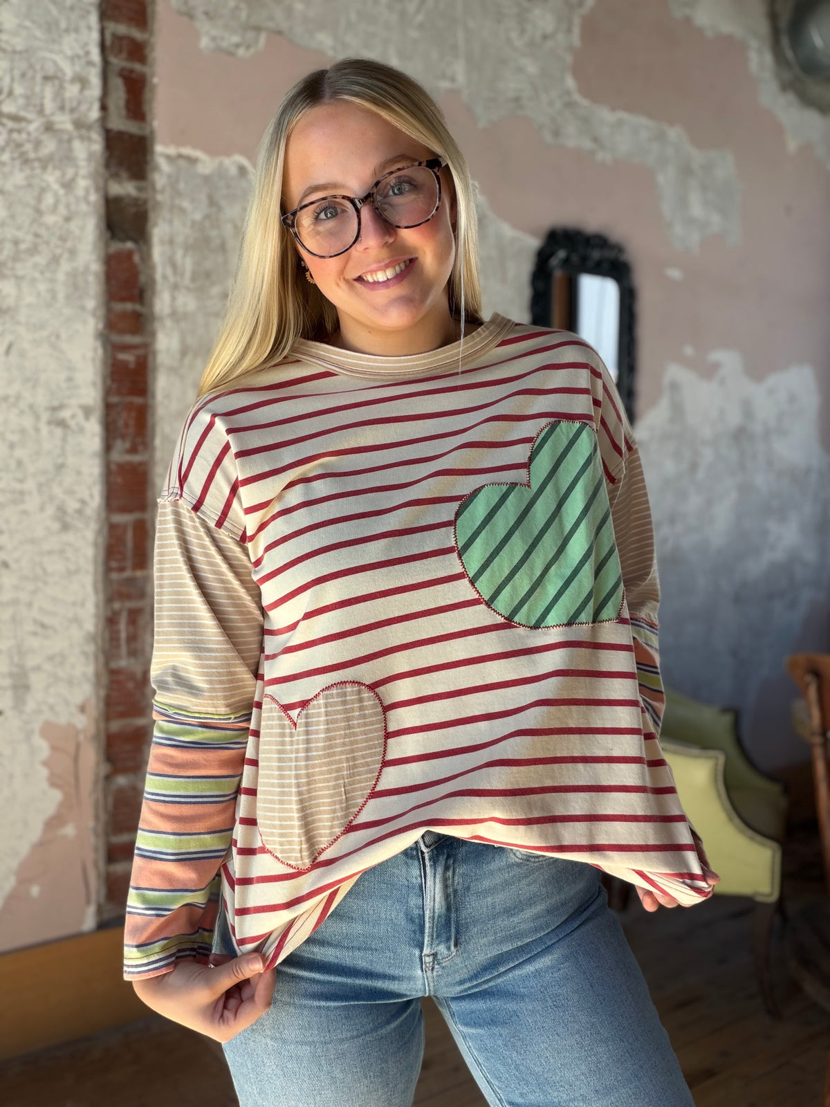 Stripe Mixed Heart Patch Front Washed Top