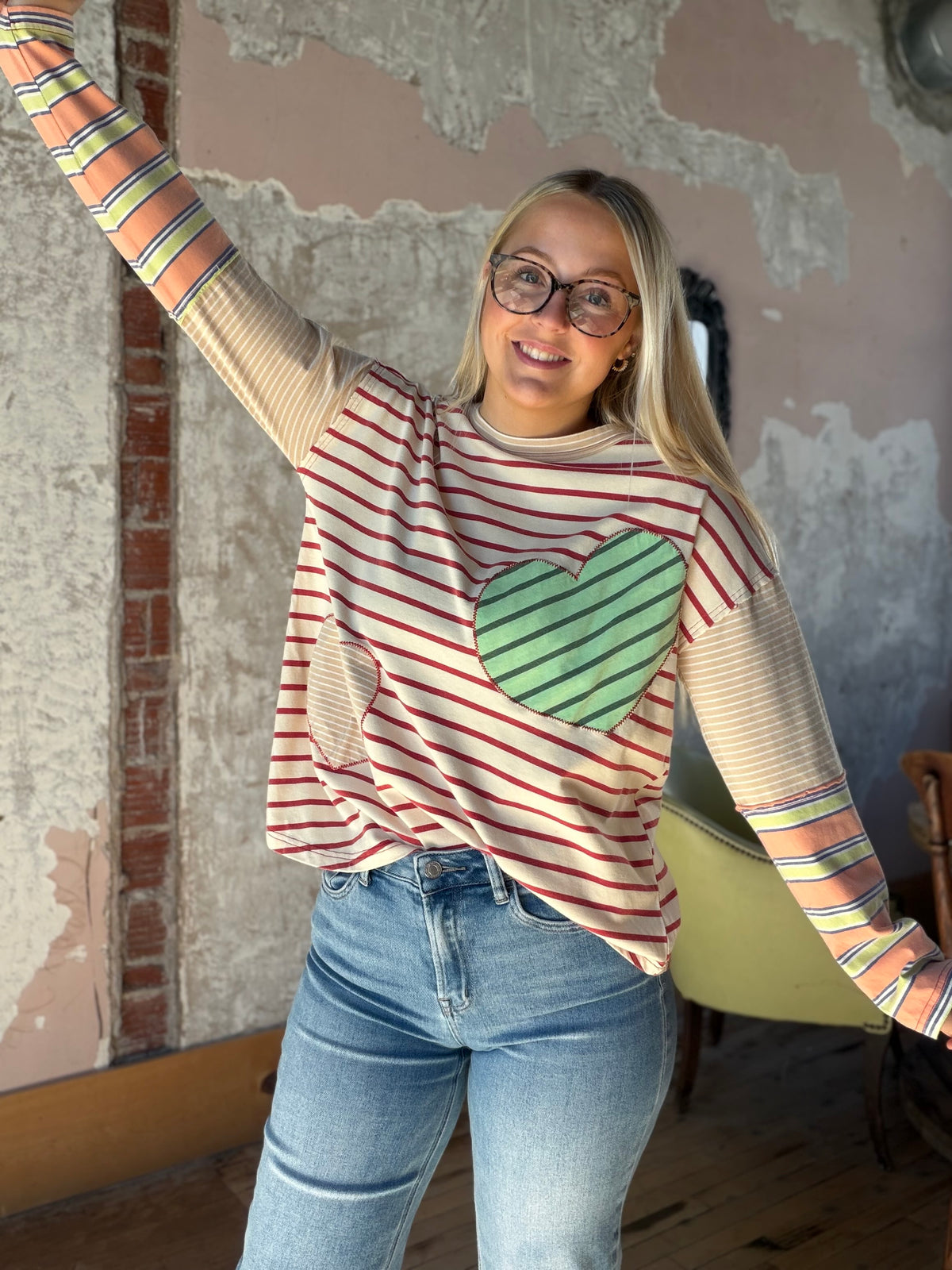 Stripe Mixed Heart Patch Front Washed Top
