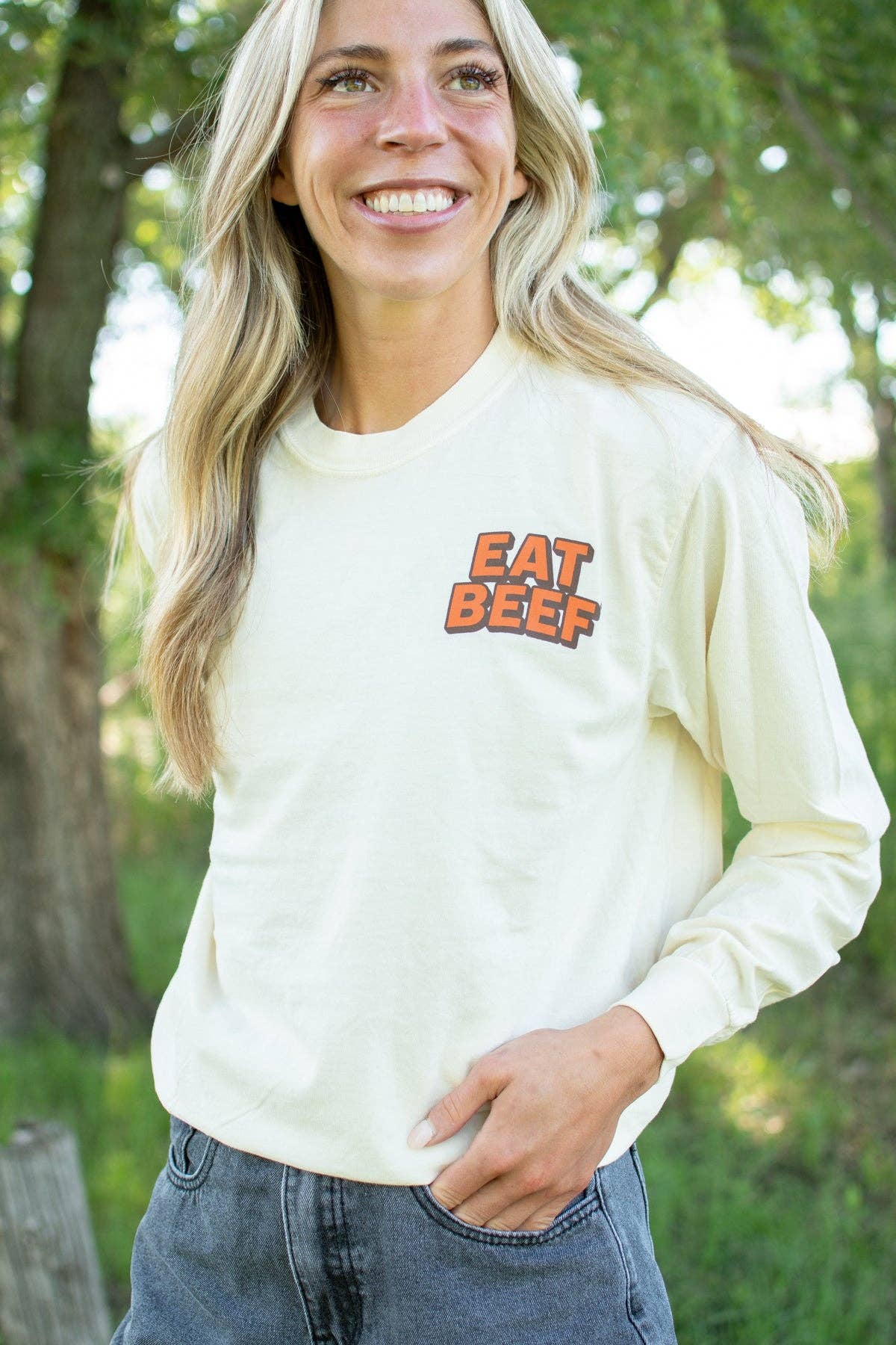 Western 'Eat Beef' Ivory Graphic Long Sleeve (Extended!)
