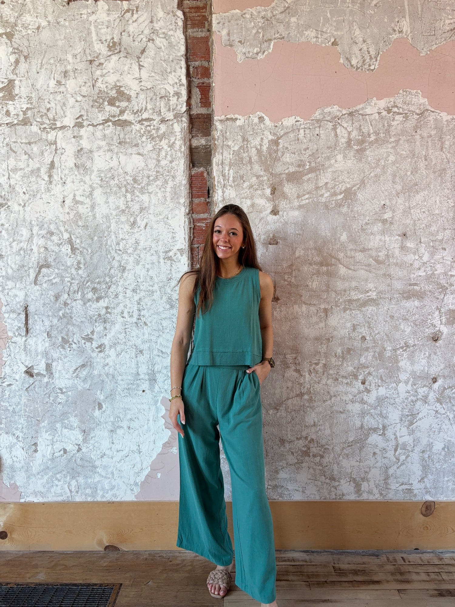 Solid Woven Linen Sleeveless Top & Pants Set