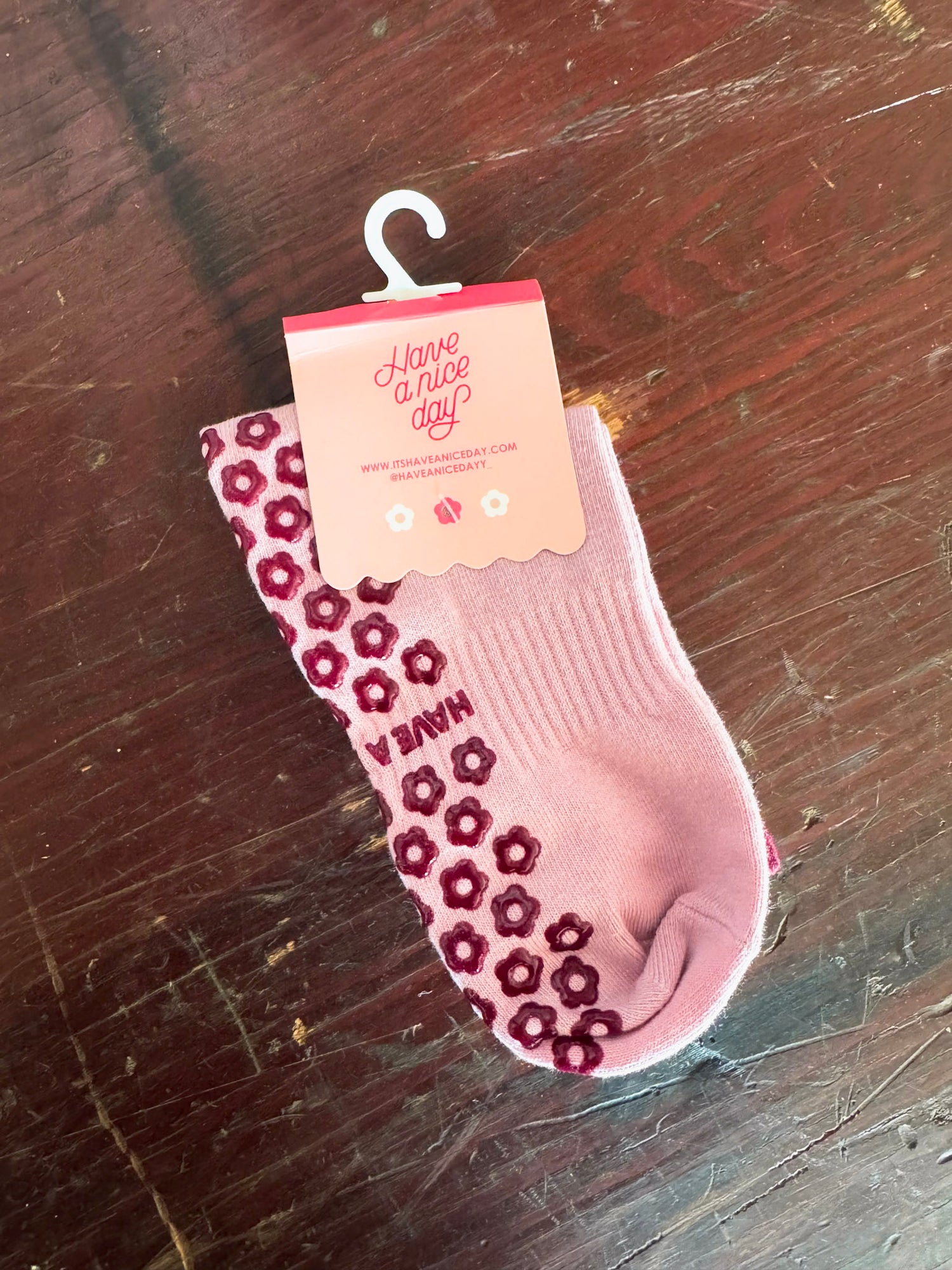 Have a Nice Day Daisy Grip Socks