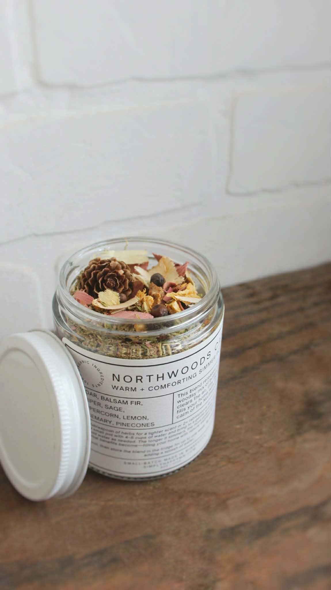 Northwoods Cabin Warm + Comforting Simmer Pot Blend