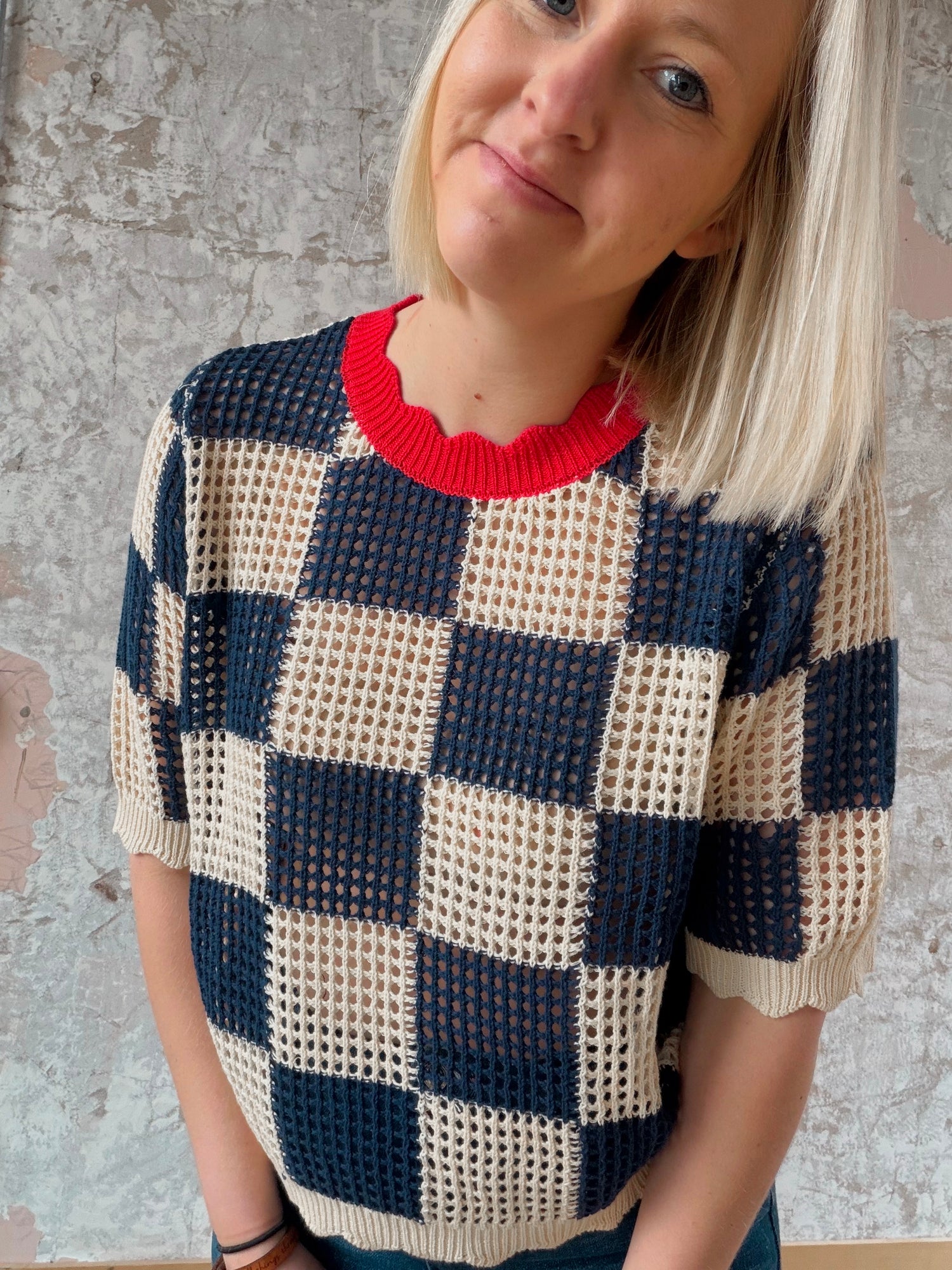 Short Sleeve Knit Checkered Top (extended sizing)