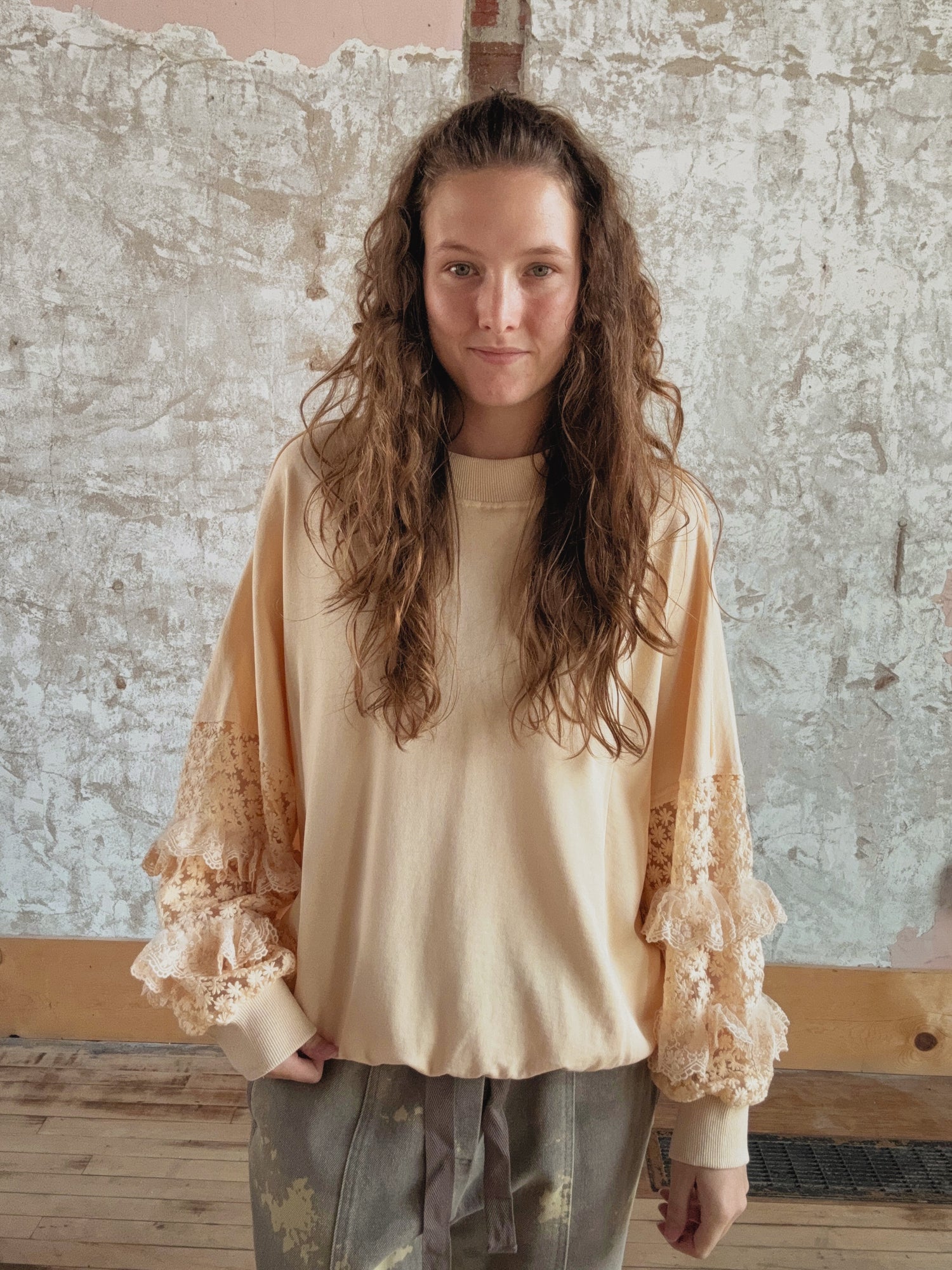 Lace Sleeve Contrast Terry Pullover