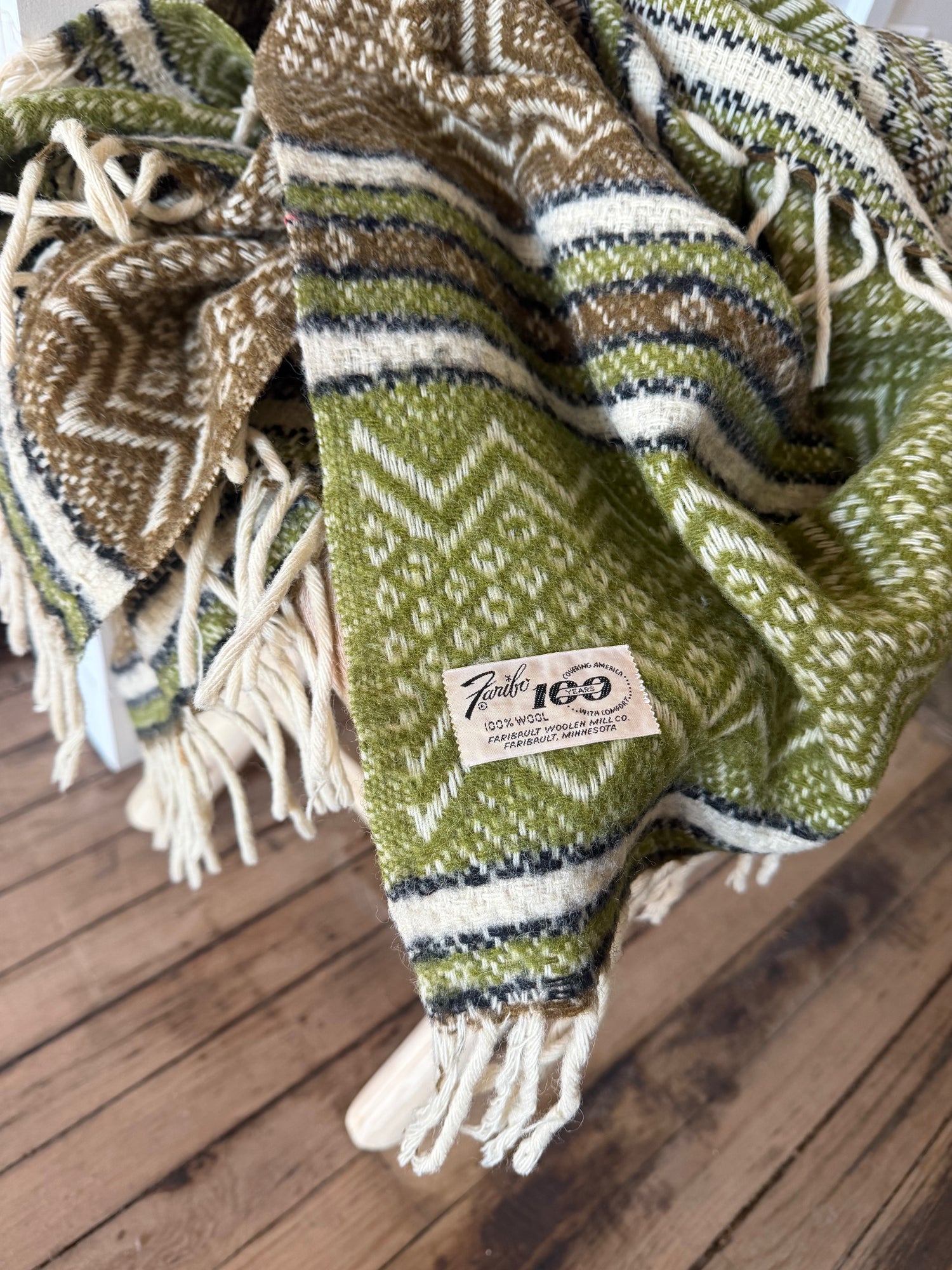 VINTAGE // Faribo green & brown wool blanket