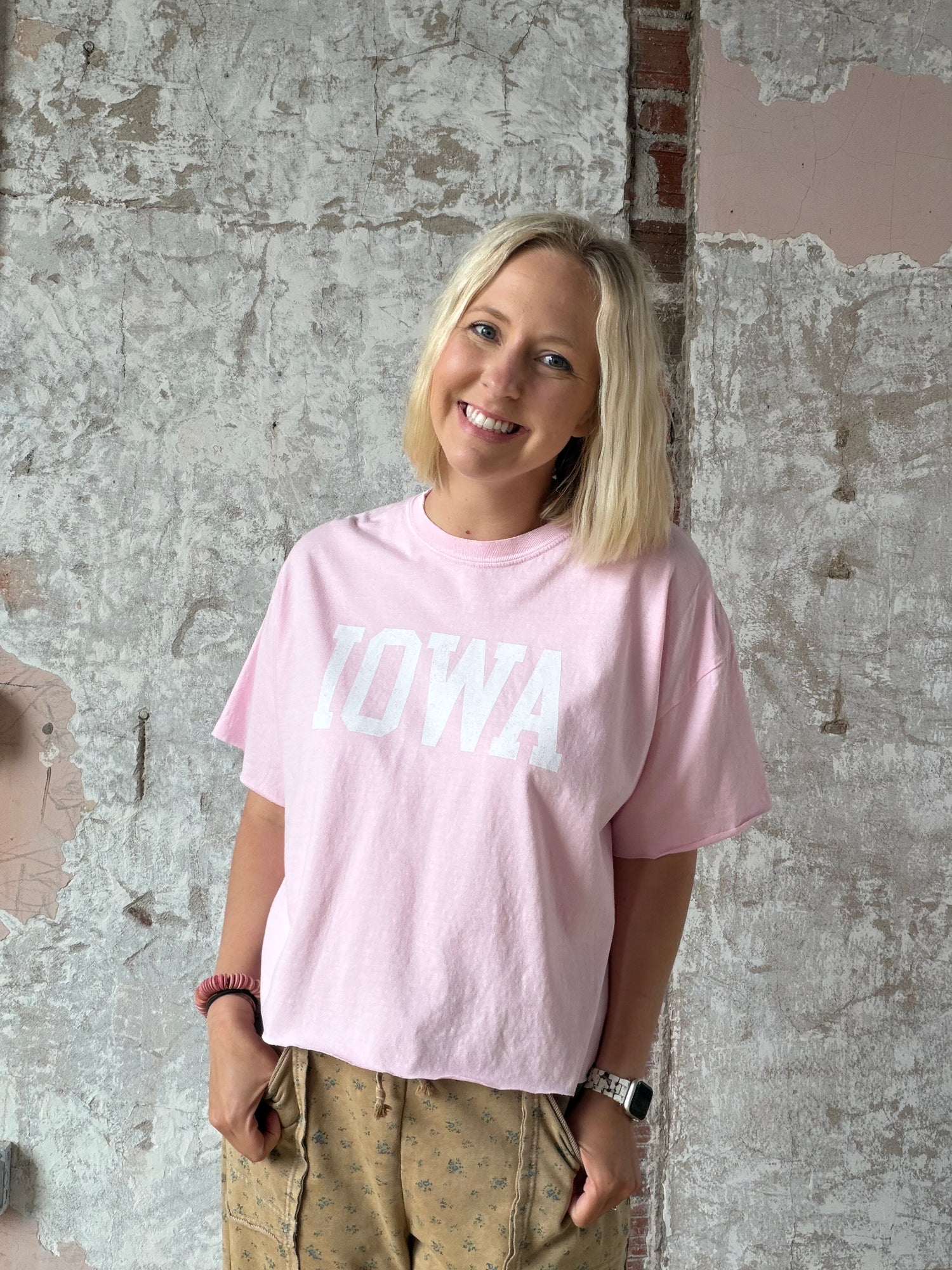 Iowa Vintage Graphic Crop Top