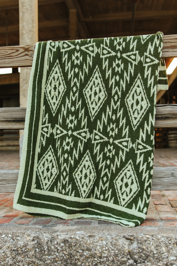 Olive Ivory Aztec Knitted Polyester Microfiber Blanket